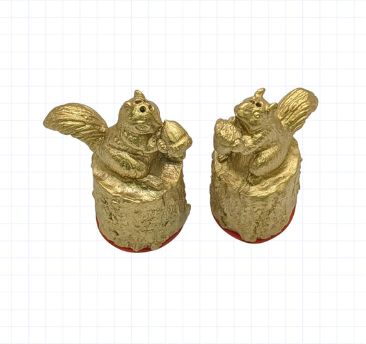 Charming Miniature Minimalist Pewter Squirrel Salt & Pepper Shakers Set Decor Collectible