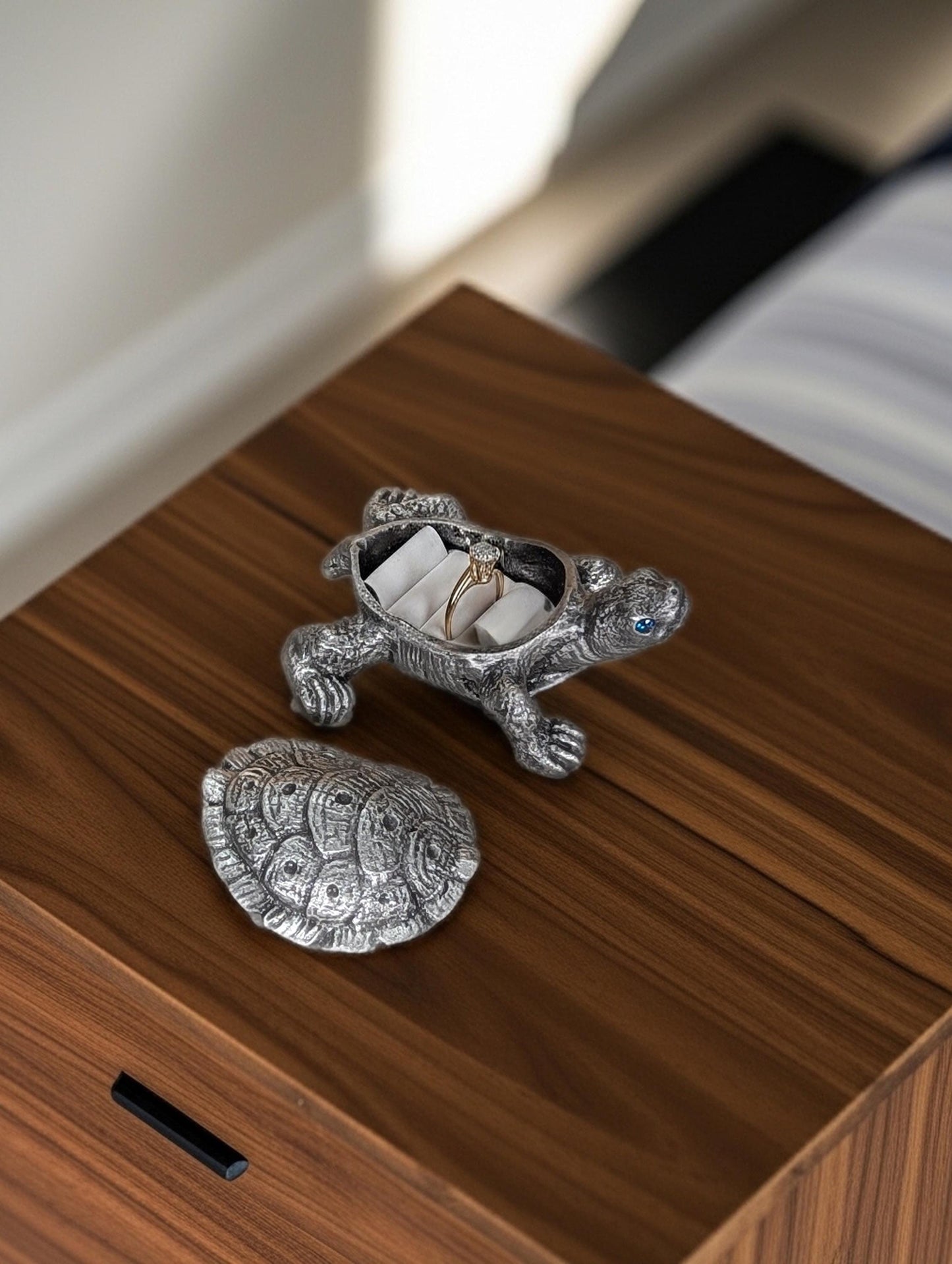 Pewter Turtle Trinket Box with Blue Topaz Eyes – Ring Holder Storage