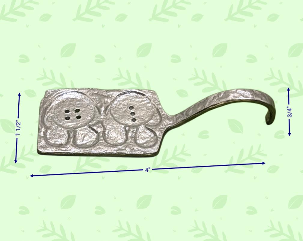 Polar Bear Cubs Miniature Minimalist Pewter Salt & Pepper Shakers Set Collectible