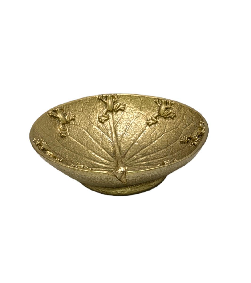 Waterlily with Frogs Pewter Minimalist Bowl Decor Collectible