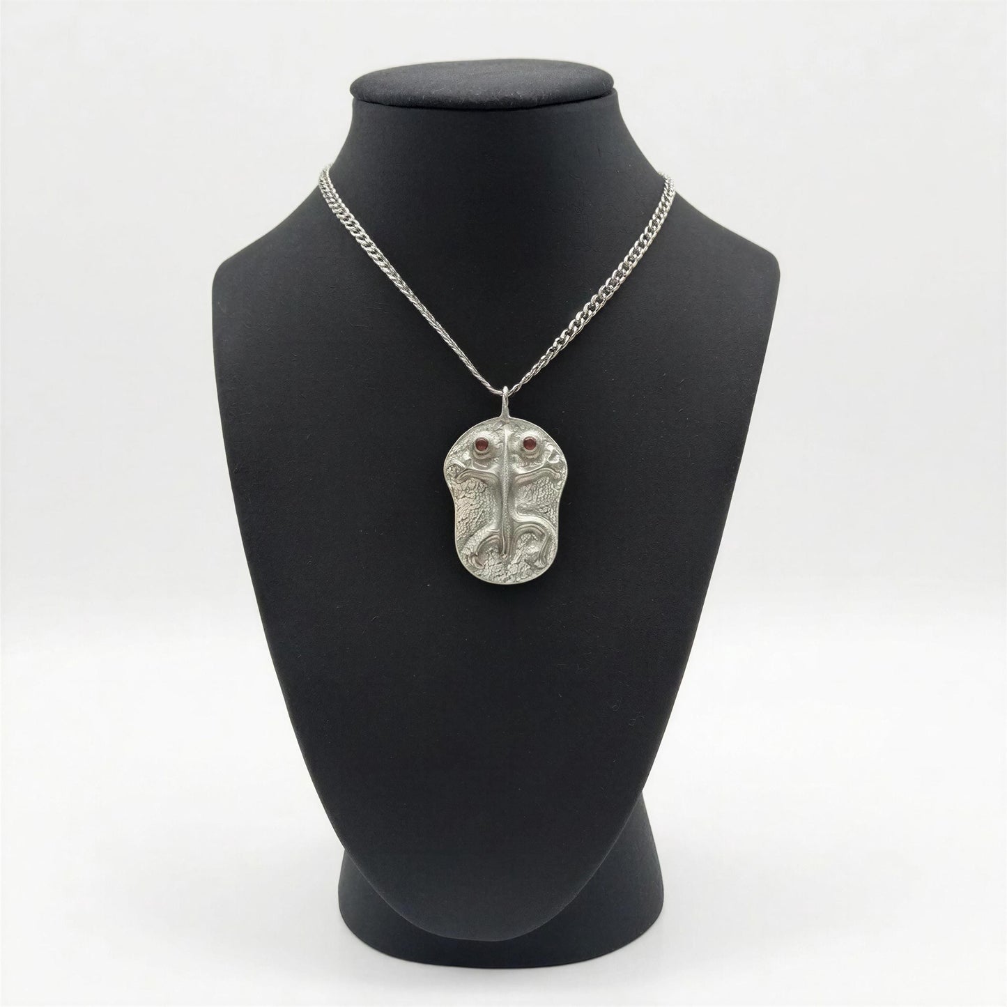 Handcrafted Coqui Symbol Pendant on 3.5 mm Cuban Links Chain