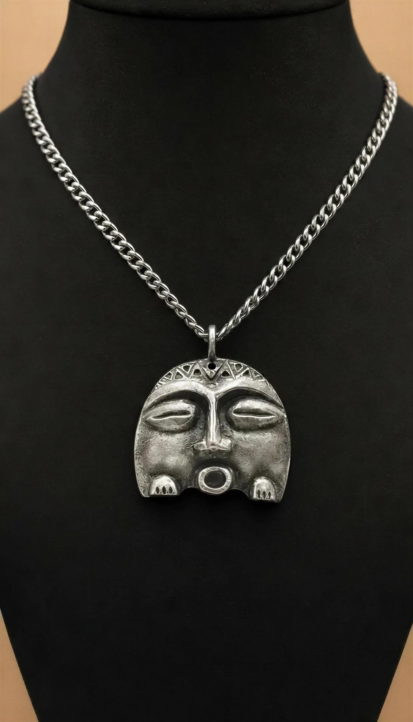 Diosa Luna Moon Goddess Pendant Hand-Cast Amulet on 3.5m Cuban Links Chain