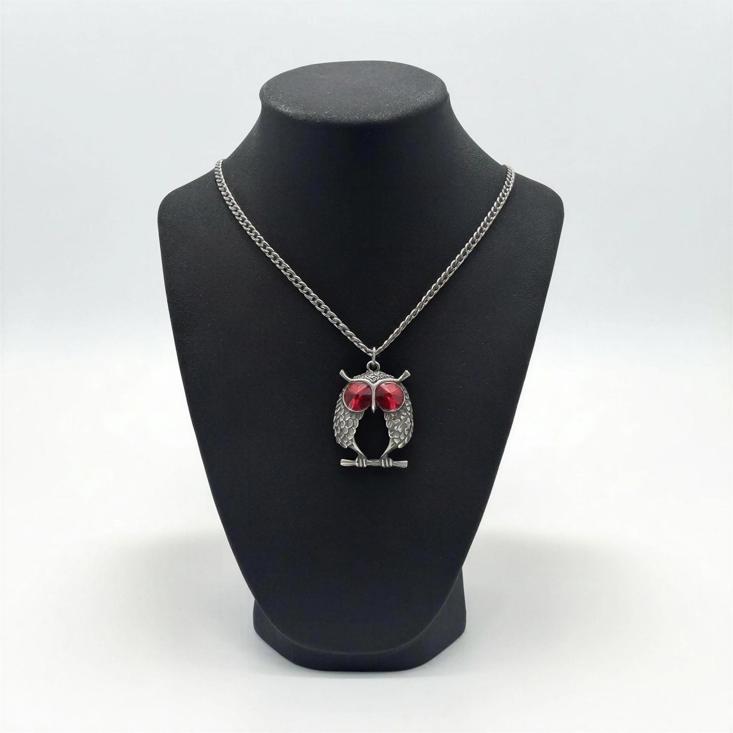Red-Eyed Owl Necklace Pendant on 3.5 mm Cuban Links Chain