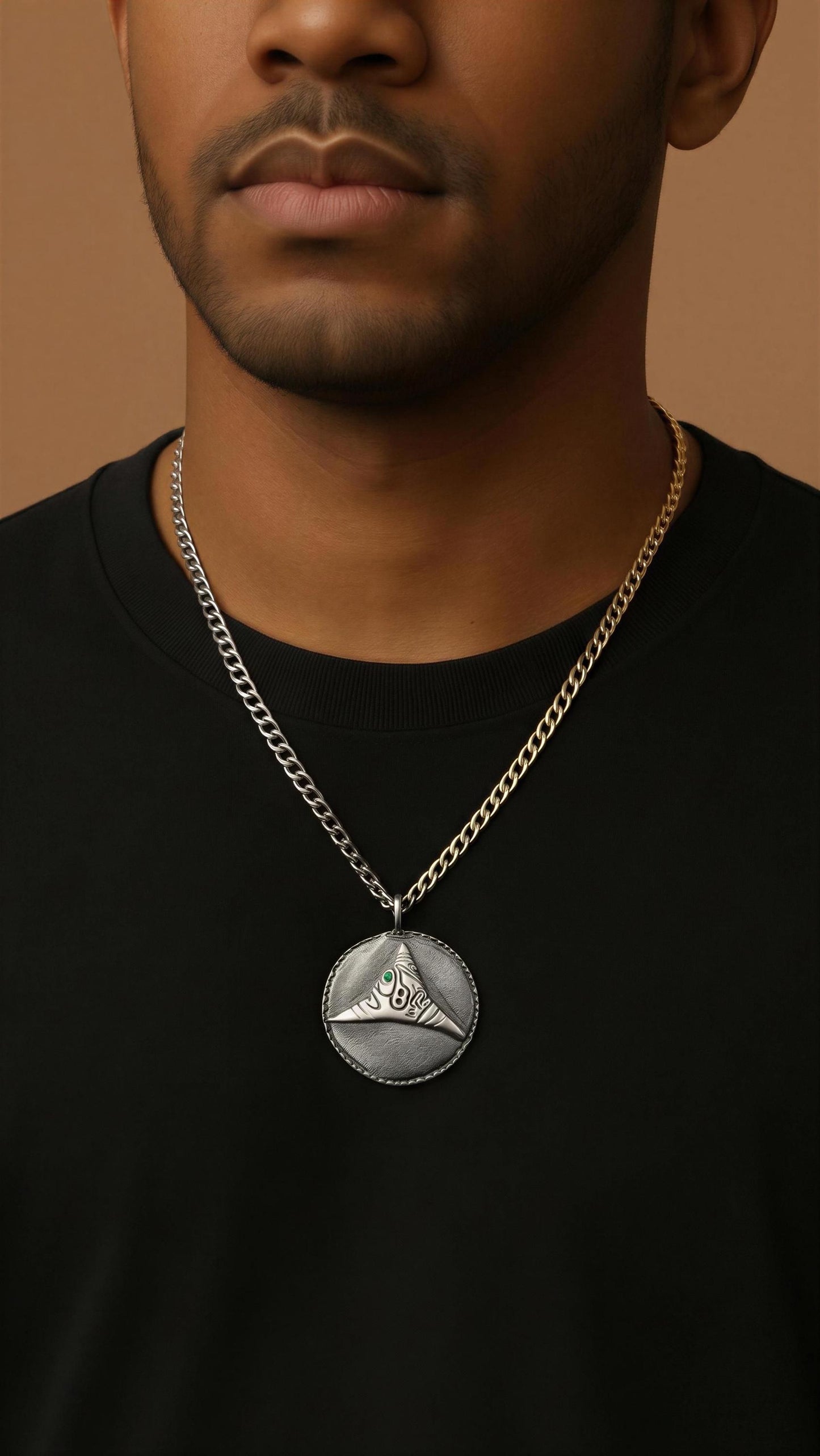 Trigonolito Pendant on 3.5mm Chain Urban Style
