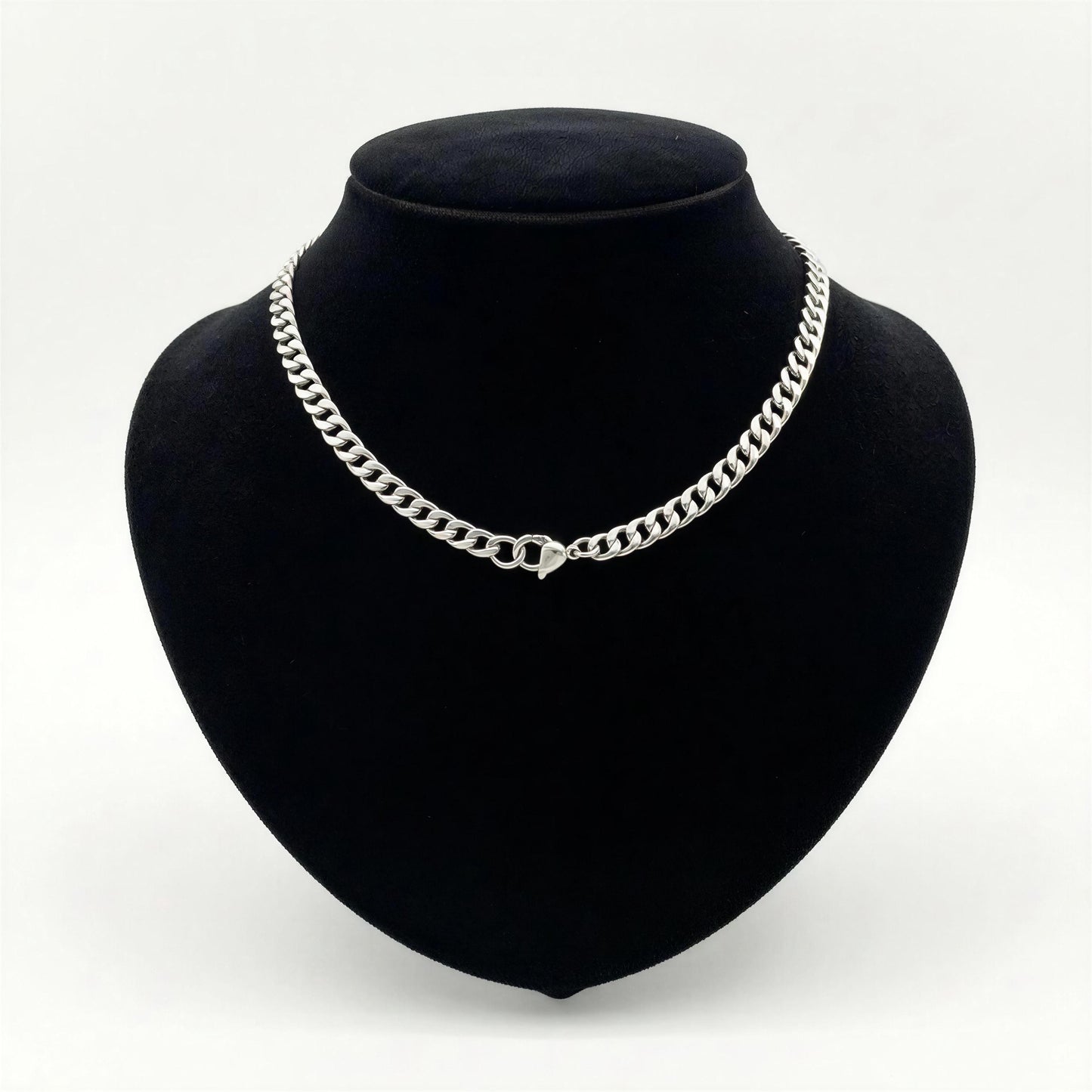 Trigonolito Pendant on 3.5mm Chain Urban Style