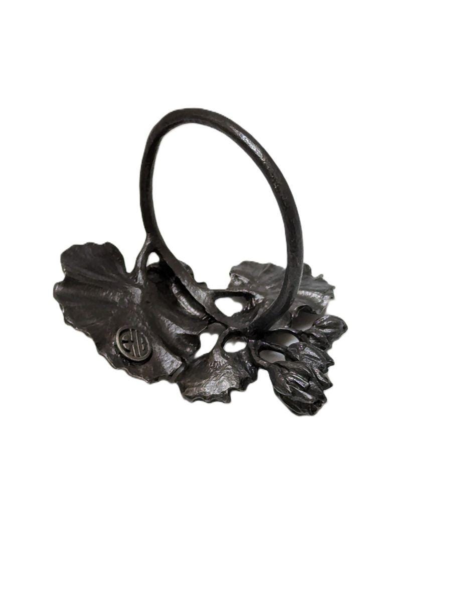 Geranium Pewter Napkin Ring Set of 4 Inspired by Nature