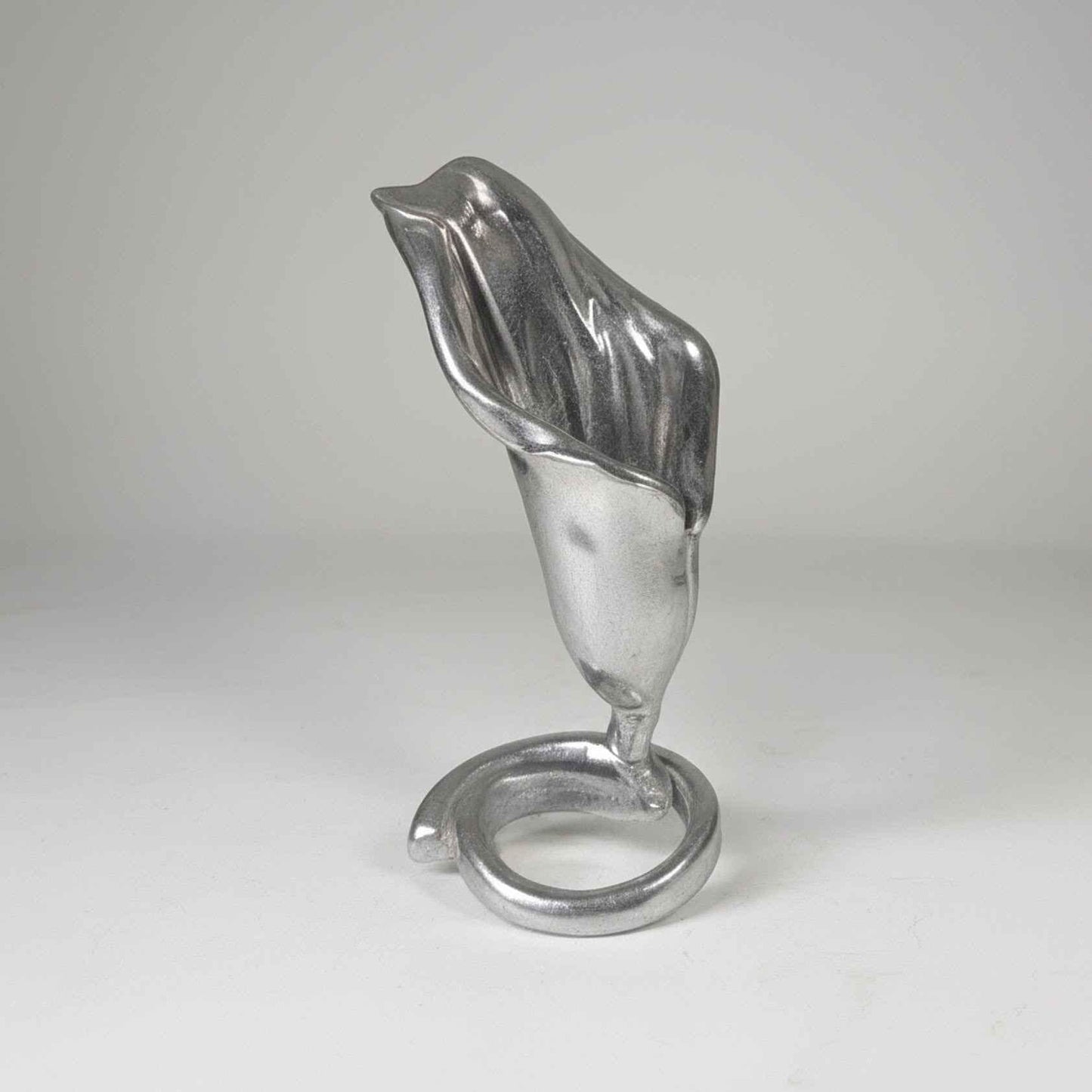 Handcrafted Lead-Free Pewter Calla Lily Taper Candle Holder, Nature-Inspired Elegance for Your Home