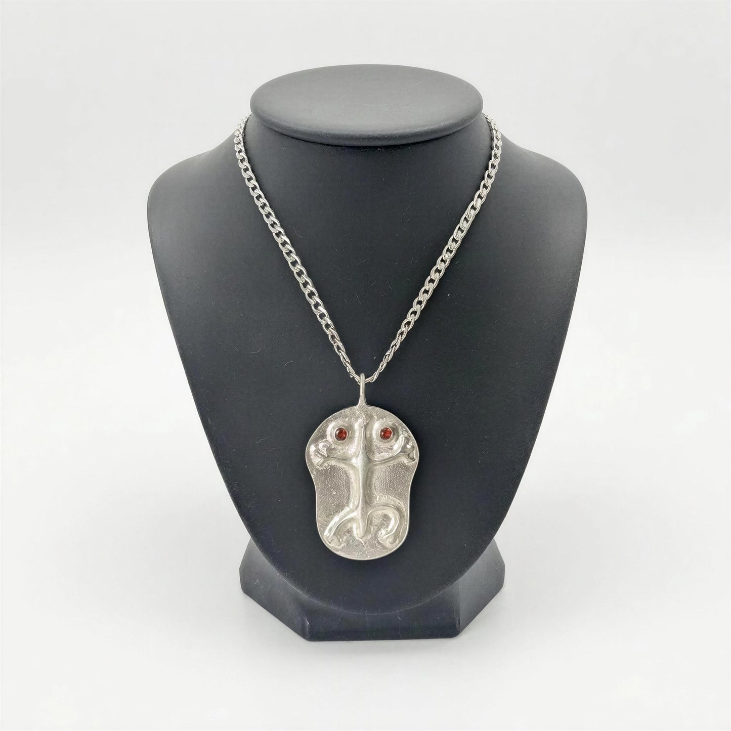 Pewter Coqui Frog Pendant, Puerto Rico Cultural Jewelry, Garnet Eyes, Cuban Links Chain