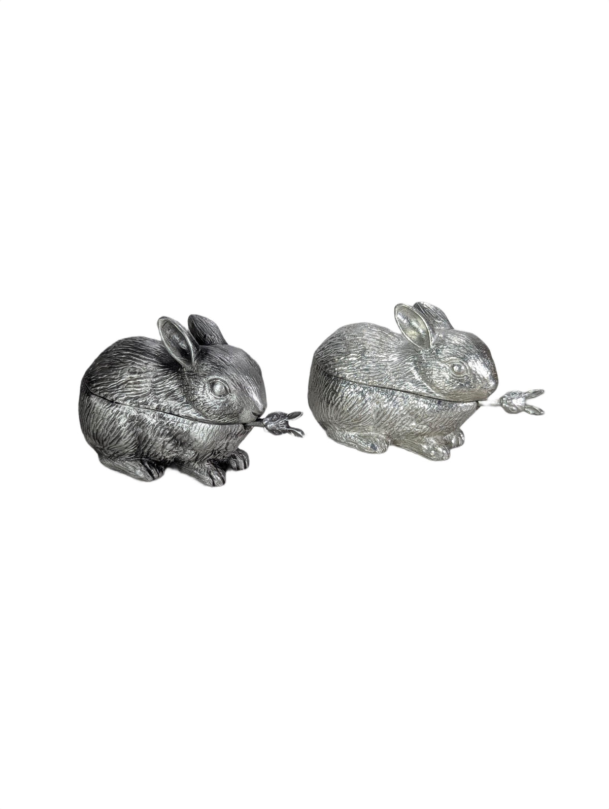 Handcrafted Bunny Salt Cellar with Spoon, Rabbit Salt Box, Lead-Free Metal Tableware Decor, Unique Culinary Gift