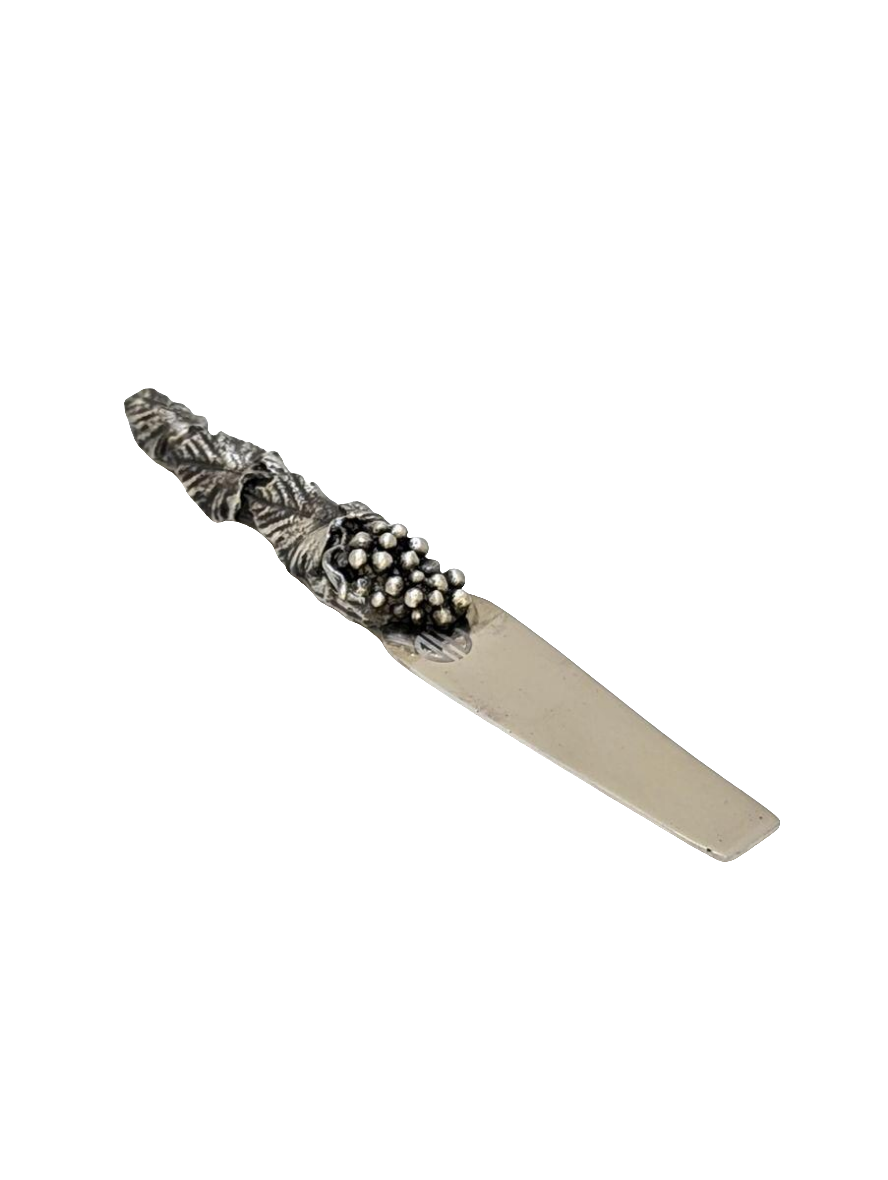 Grapes Hostess Cheese Set Inspired by Nature