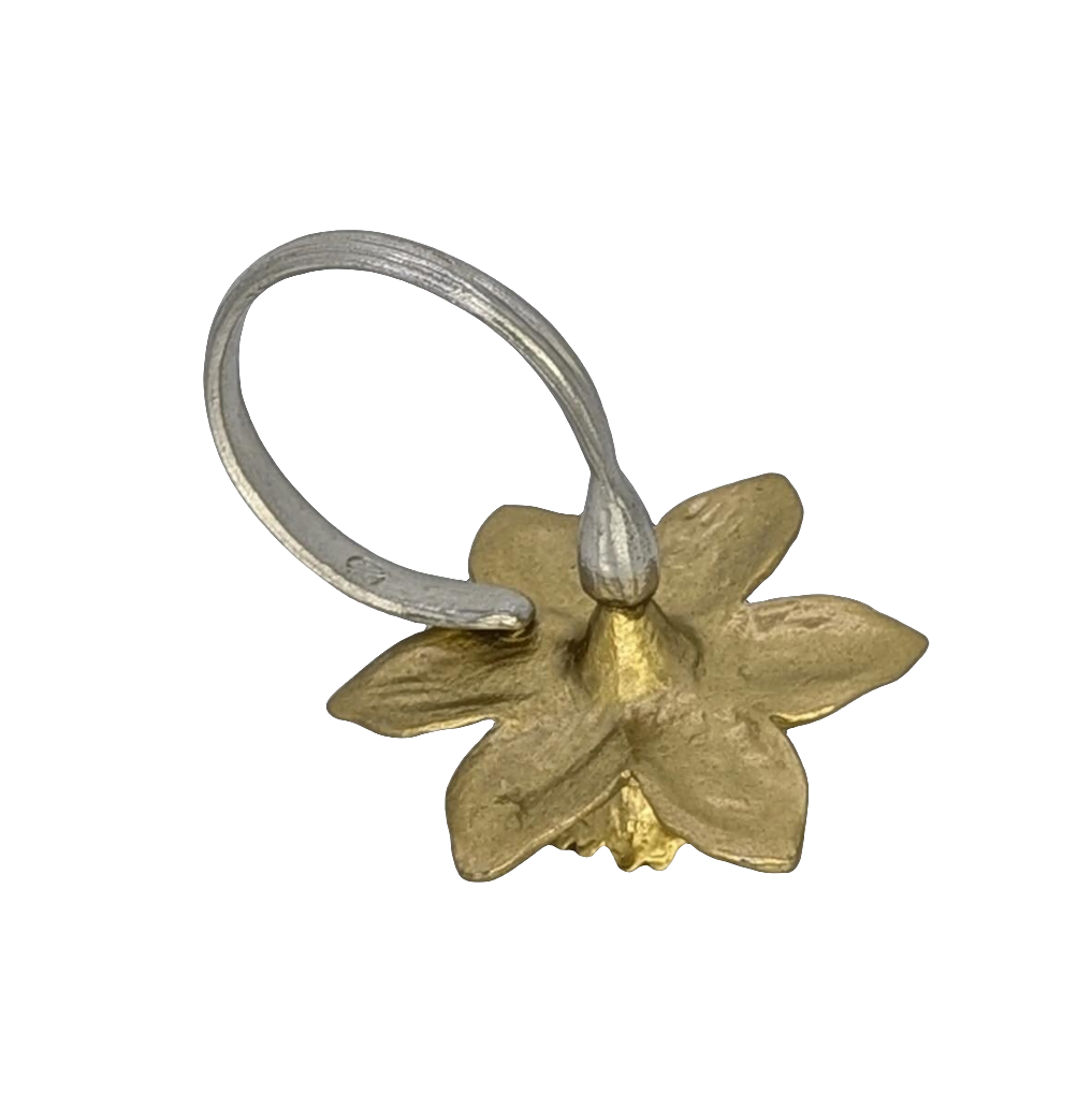 Daffodil Pewter Napkin Ring Set of 4 Inspired by Nature