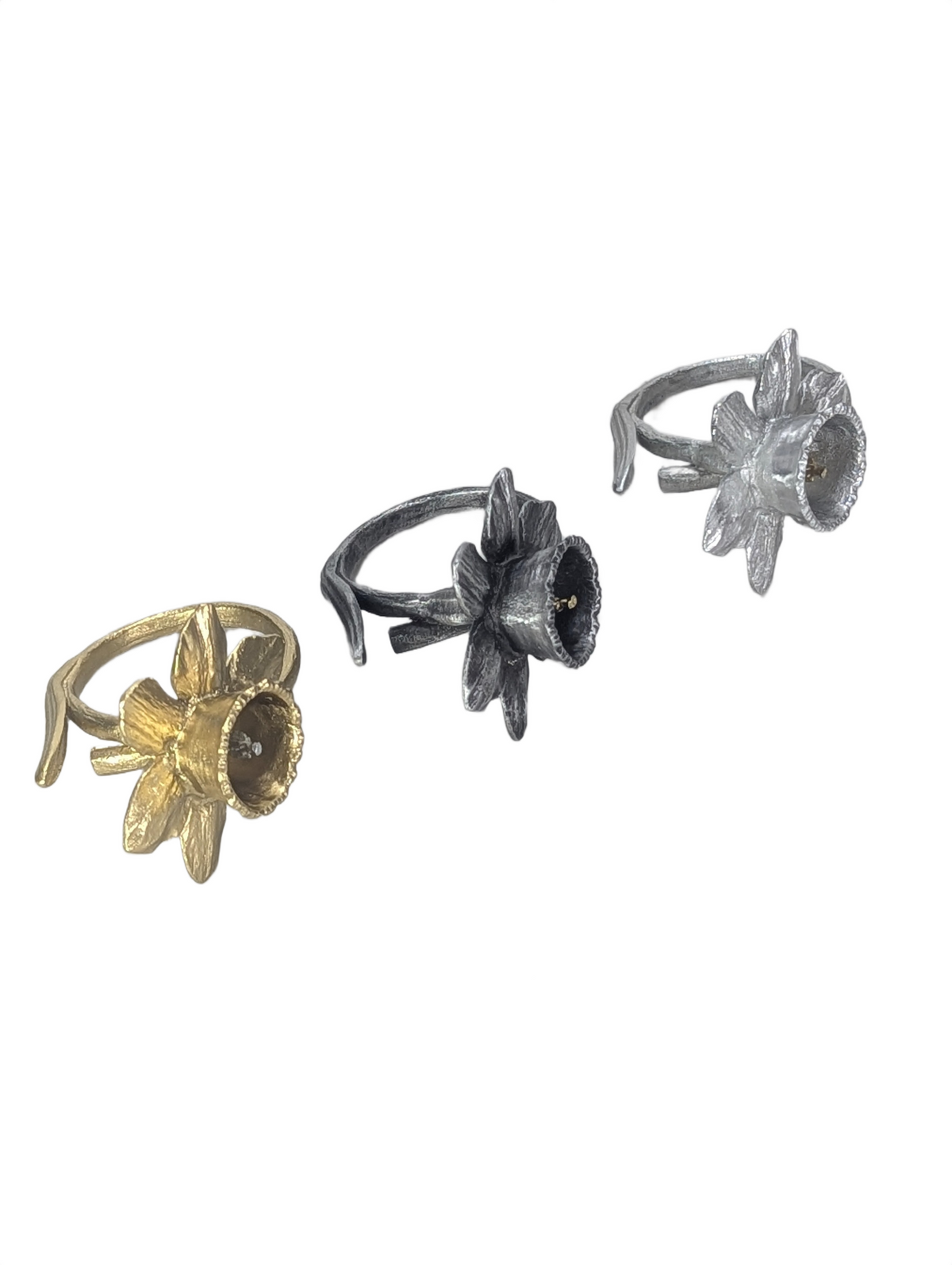 Handcrafted Daffodil Pewter Napkin Ring, Set of 4, Inspired by Nature, Elegant Table Decor