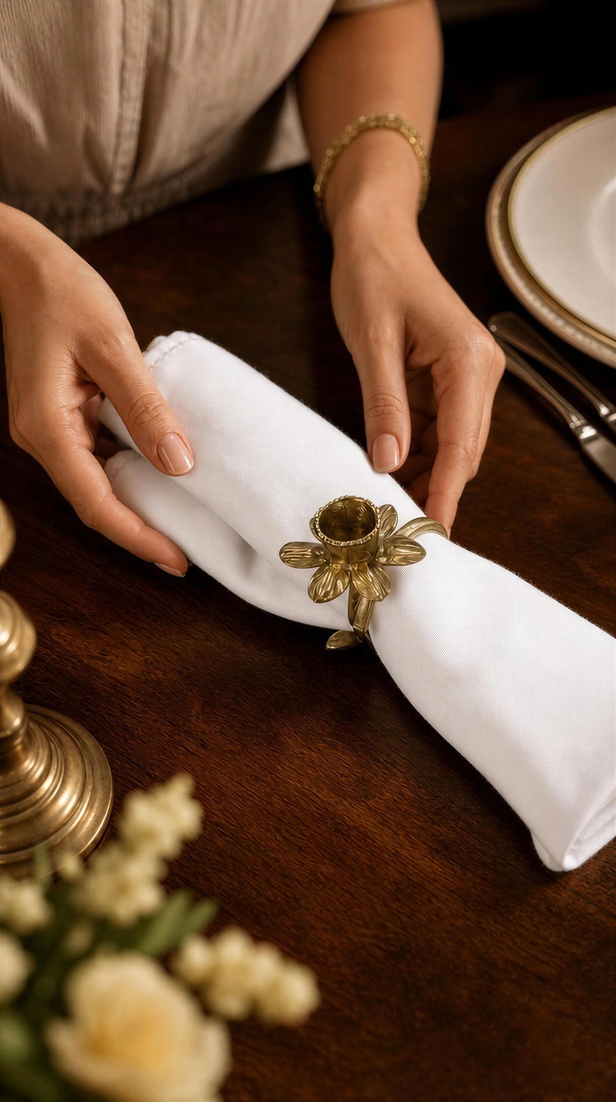 Handcrafted Daffodil Pewter Napkin Ring, Set of 4, Inspired by Nature, Elegant Table Decor